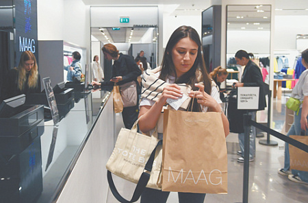Russian Consumers Expected to Pull the Economy Forward